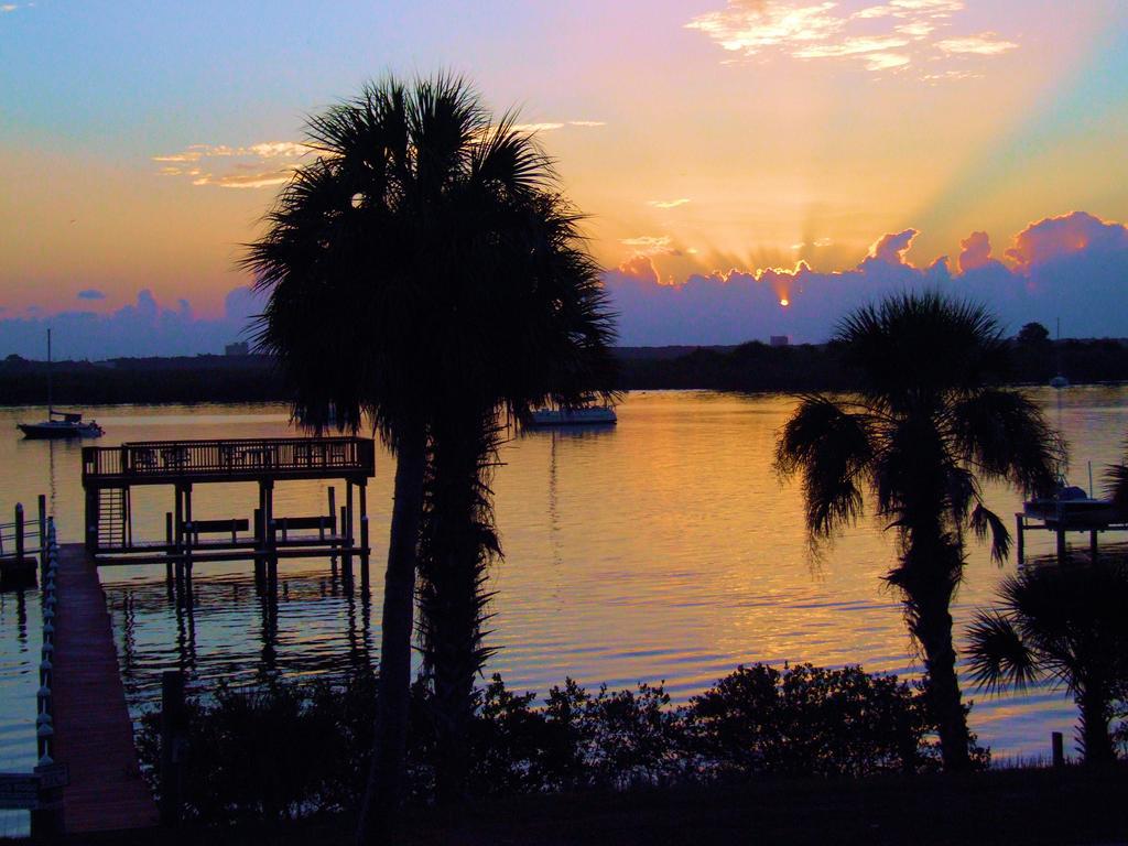 Night Swan Intracoastal Bed & Breakfast New Smyrna Beach Exterior foto